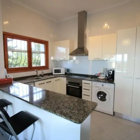 Casa Denia, 2 Dormitorios, 4 Personas - Es-219-56